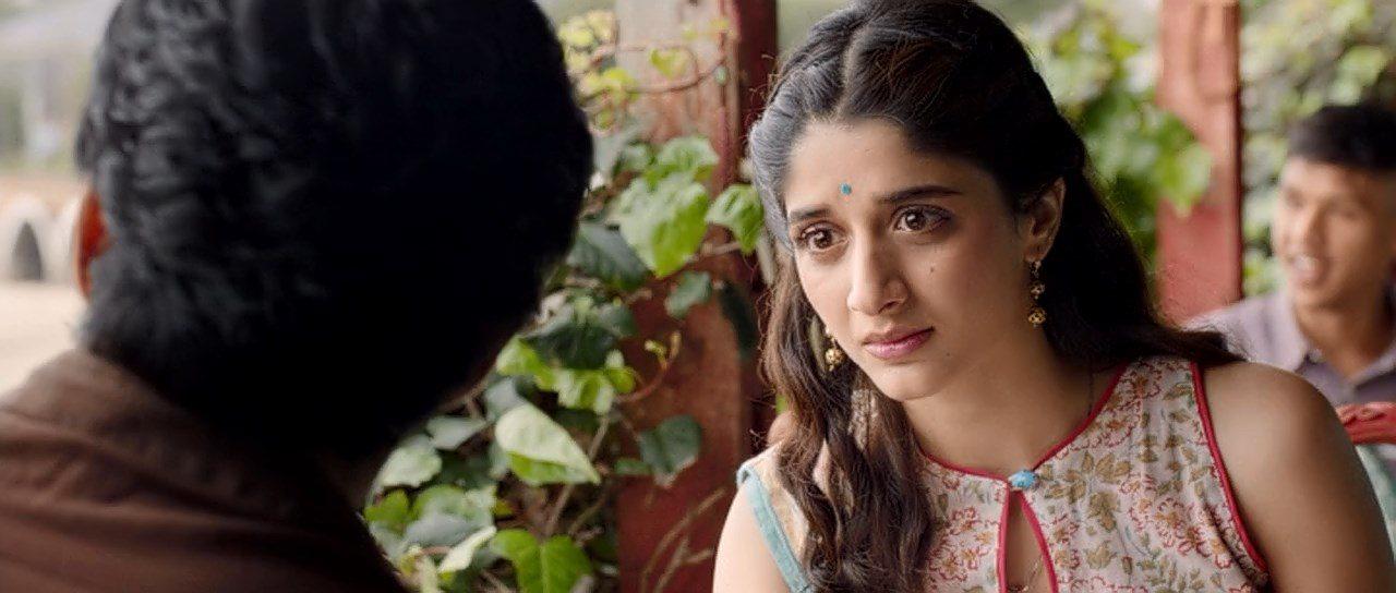 Кадр из фильма Клянусь тобой, любимая / Sanam Teri Kasam (2016)