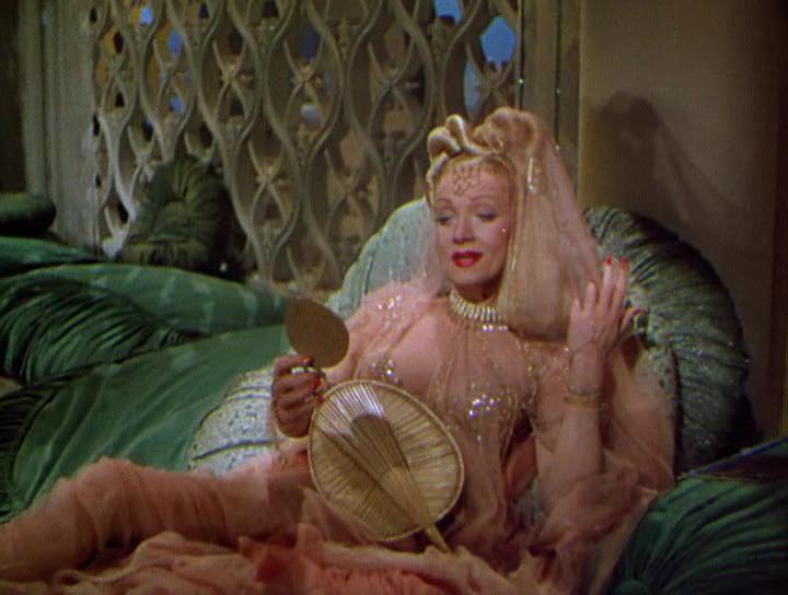 Кадр из фильма Кисмет / Kismet (1944)
