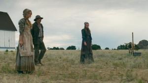Кадры из фильма Грешники и праведники / Outlaws and Angels (2016)