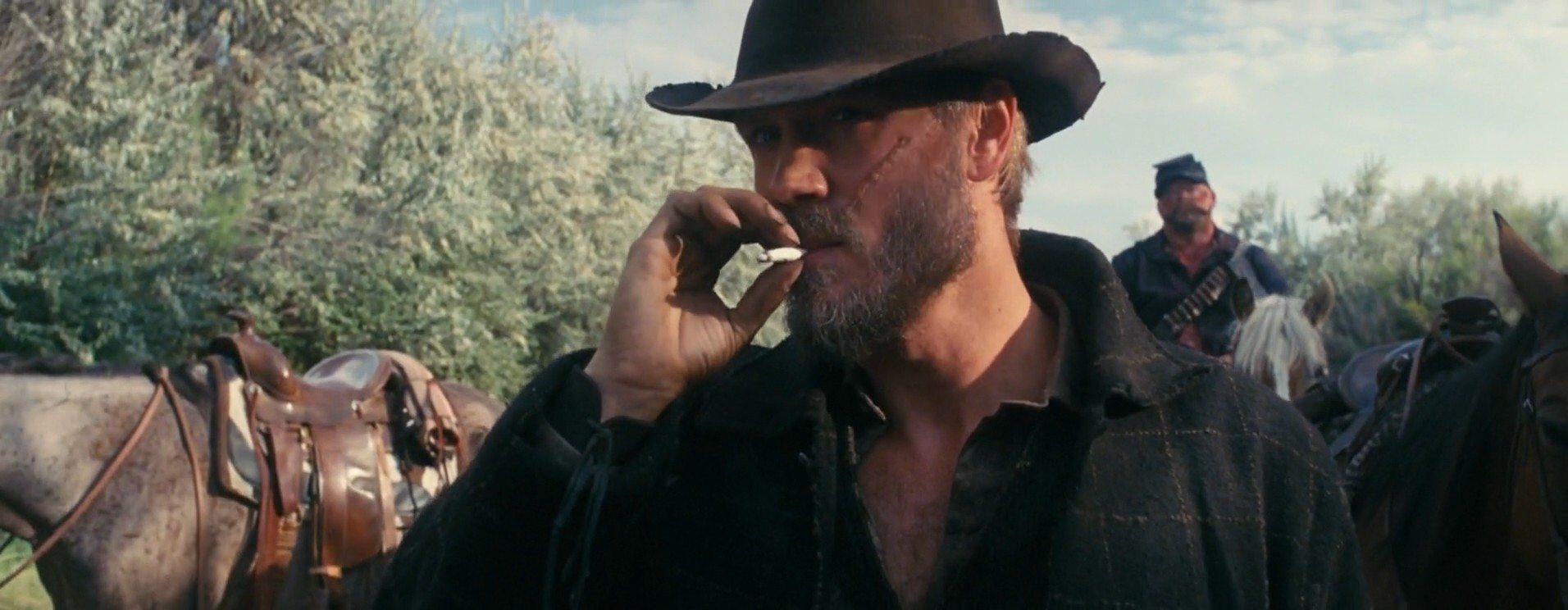Кадр из фильма Грешники и праведники / Outlaws and Angels (2016)