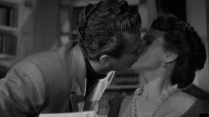 Кадры из фильма Винтовая лестница / The Spiral Staircase (1945)