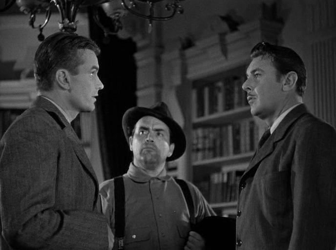 Кадр из фильма Винтовая лестница / The Spiral Staircase (1945)