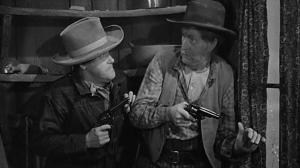 Кадры из фильма И пришел Джонс / Along Came Jones (1945)