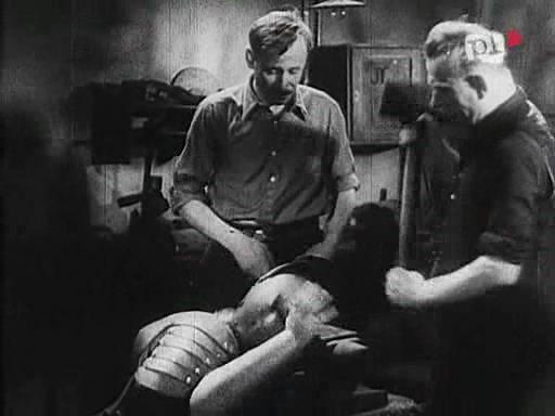 Кадр из фильма Этажом выше / Pietro wyzej (1937)