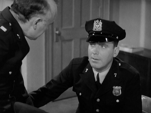 Кадр из фильма Великий О’Мэлли / The Great O'Malley (1937)