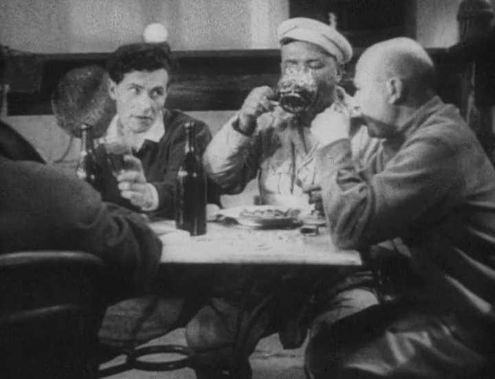 Кадр из фильма Шахтеры (1937)