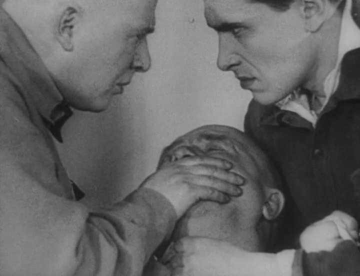 Кадр из фильма Шахтеры (1937)