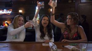 Кадры из фильма Очень плохие мамочки / Bad Moms (2016)