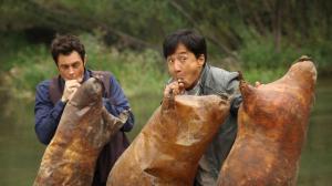 Кадры из фильма Отпетые напарники / Skiptrace (2016)