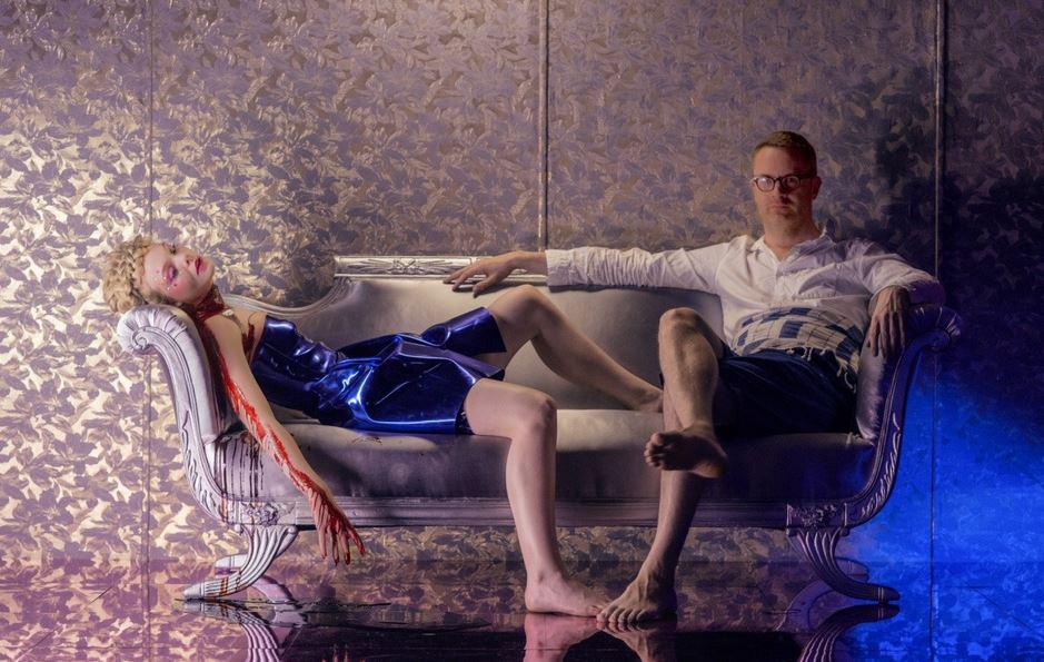 Кадр из фильма Неоновый демон / The Neon Demon (2016)