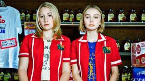 Кадры из фильма Йоганутые / Yoga Hosers (2016)