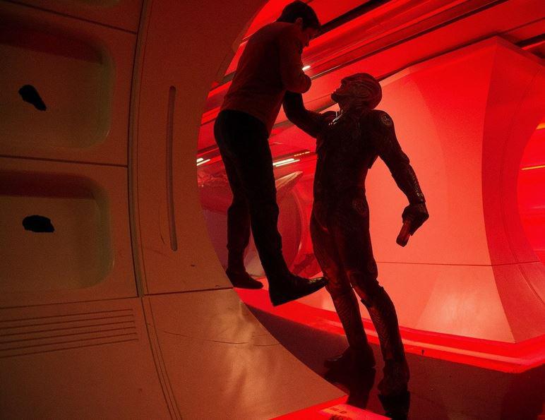 Кадр из фильма Стартрек: Бесконечность / Star Trek Beyond (2016)