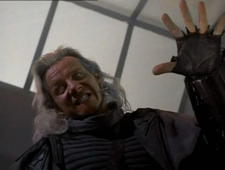 Кадр из фильма Ангел тьмы / Dark angel (1990)
