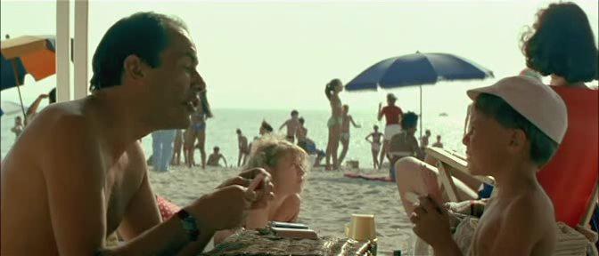 Кадр из фильма Такова жизнь / La Baule-les-Pins (1990)