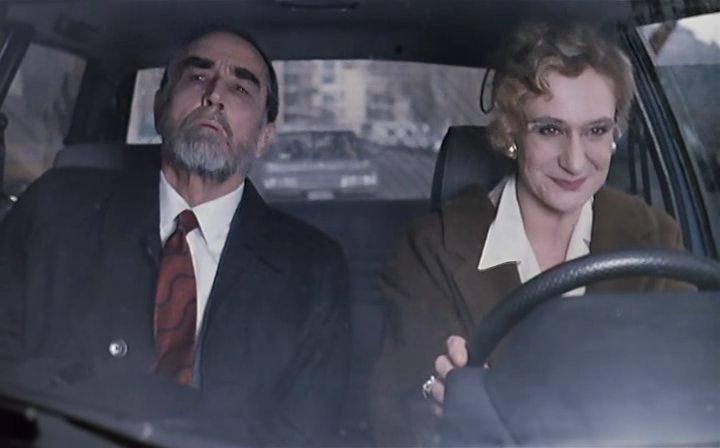 Кадр из фильма Прошу не беспокоиться / Tolgo il disturbo (1990)