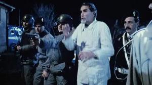 Кадры из фильма Прошу не беспокоиться / Tolgo il disturbo (1990)
