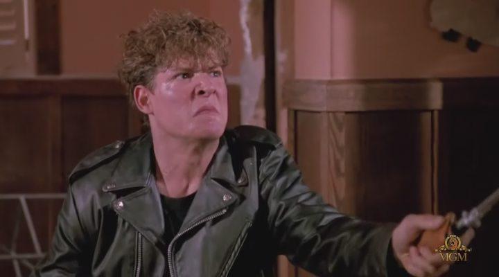 Кадр из фильма Сумасшедший дом / Madhouse (1990)