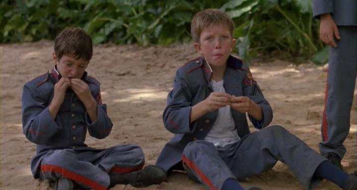 Кадр из фильма Повелитель мух / Lord of the Flies (1990)