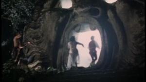 Кадры из фильма Меридиан / Meridian (1990)