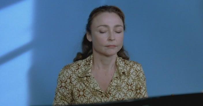 Кадр из фильма Ассистентка / La tourneuse de pages (2006)