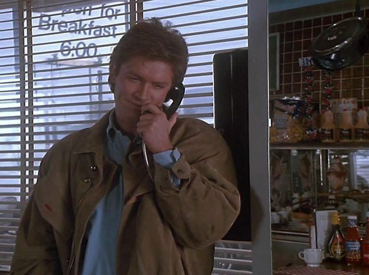 Кадр из фильма Коломбо: Убийство в Малибу / Columbo: Murder in Malibu (1990)