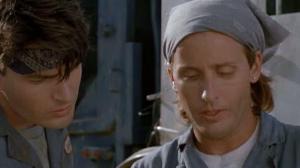Кадры из фильма Мужчины за работой / Men at Work (1990)