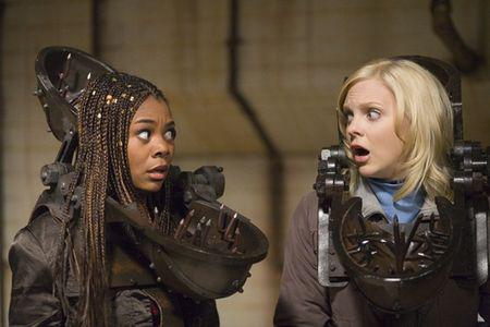 Кадр из фильма Очень страшное кино 4 / Scary Movie 4 (2006)