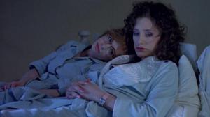 Кадры из фильма Доверься / Trust (1990)