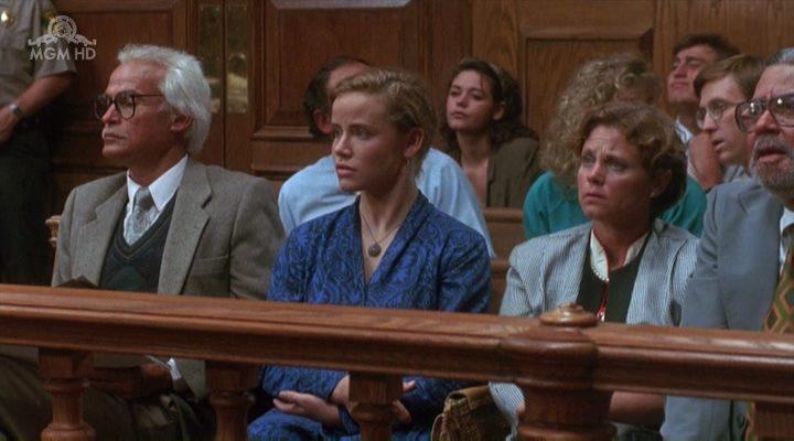Кадр из фильма Смертельное очарование / Fatal Charm (1990)