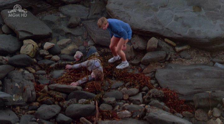 Кадр из фильма Смертельное очарование / Fatal Charm (1990)