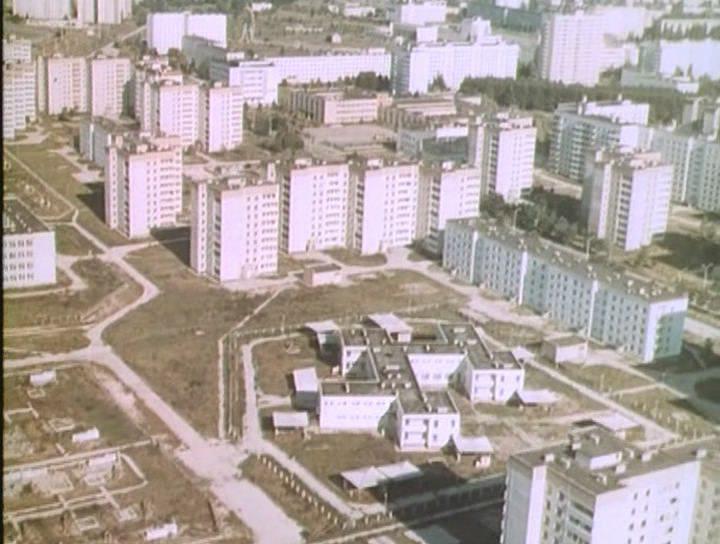 Кадр из фильма Распад (1990)