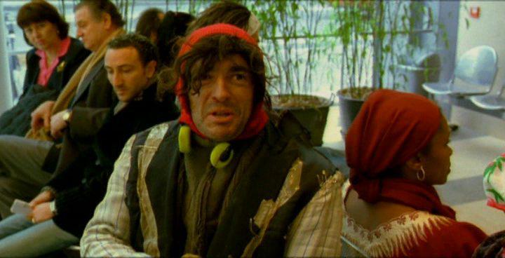 Кадр из фильма Взаперти / Enfermes dehors (2006)