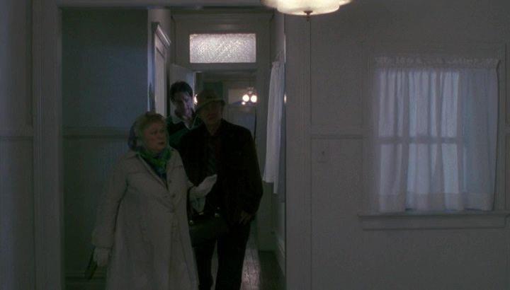 Кадр из фильма Жилец / Pacific Heights (1990)