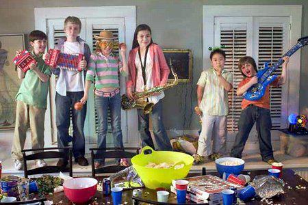 Кадр из фильма Твои, мои, наши / Yours, Mine & Ours (2006)