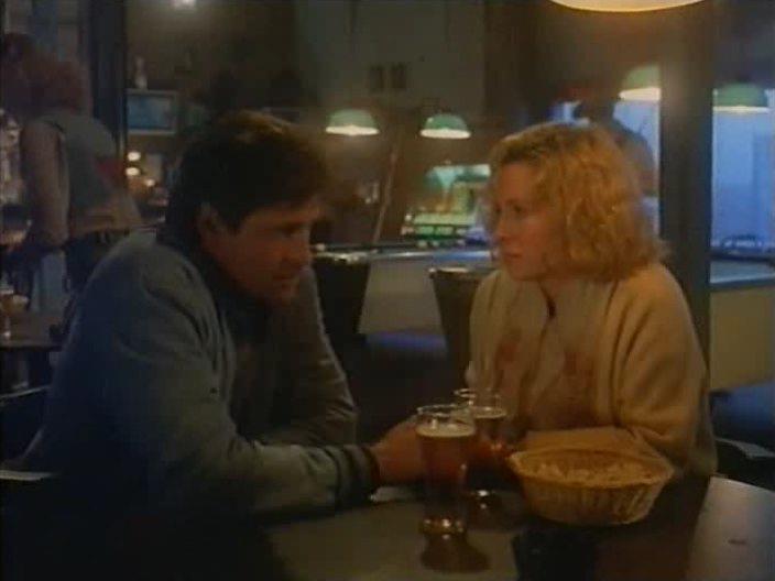 Кадр из фильма Наперегонки со временем / Running Against Time (1990)