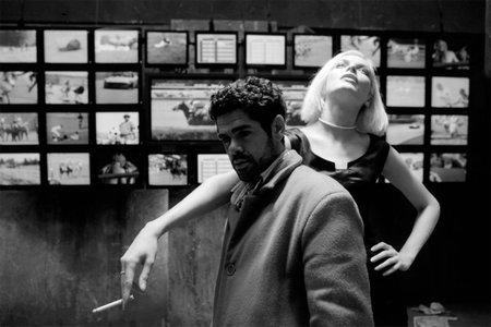 Кадр из фильма Ангел-А / 12+ (2006)