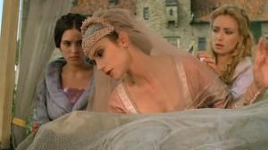 Кадры из фильма Фантагиро: Пещера Золотой Розы / Fantaghirò (1991)