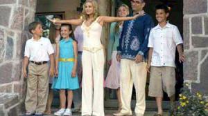 Кадры из фильма Оптом дешевле 2 / Cheaper by the Dozen 2 (2006)
