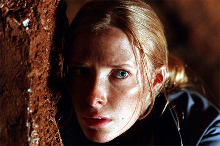 Кадр из фильма Спуск / The Descent (2006)