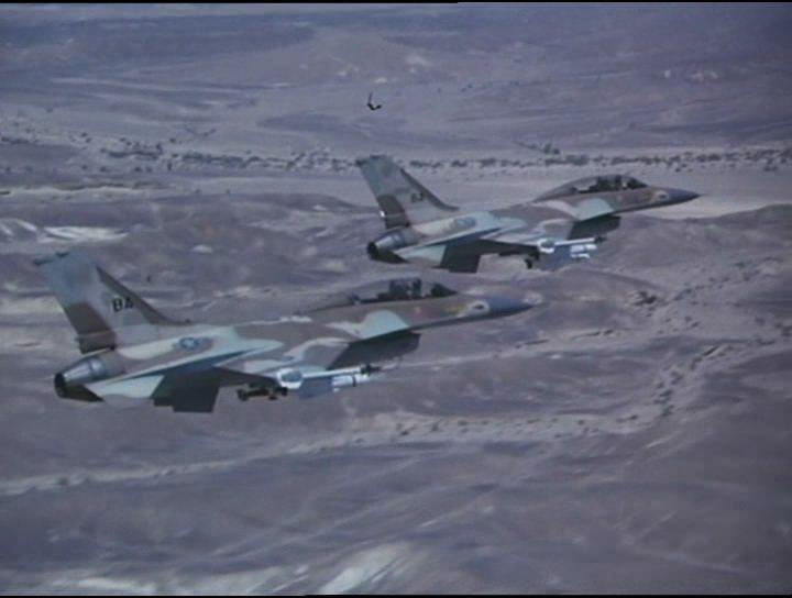 Кадр из фильма Полет Черного Ангела / Flight of the Black Angel (1991)
