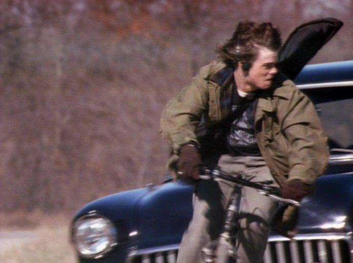 Кадр из фильма Иногда они возвращаются / Sometimes They Come Back (1991)