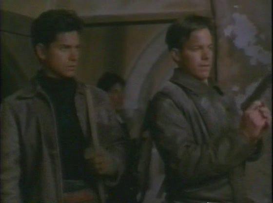 Кадр из фильма Прирожденный гонщик / Born To Ride (1991)