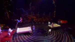 Кадры из фильма Цирк солнца: Кортеж / Cirque Du Soleil: Corteo (2006)