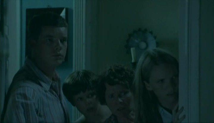 Кадр из фильма Моя семья и другие звери / My Family and Other Animals (2005)