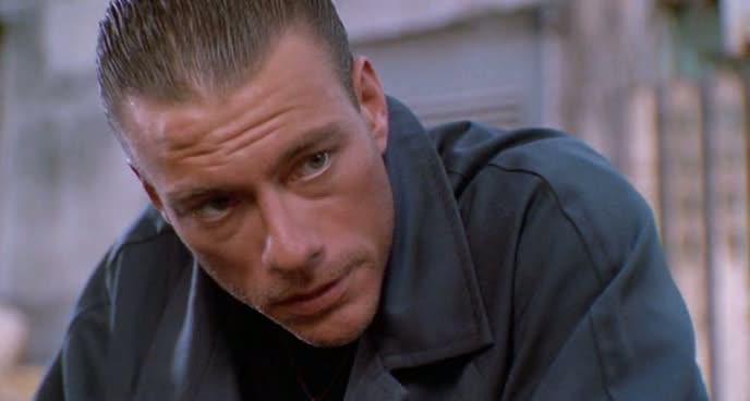 Кадр из фильма Двойной удар / Double Impact (1991)