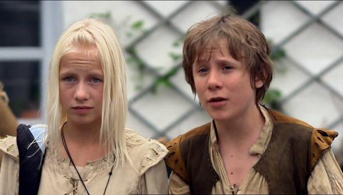 Кадр из фильма Медальон Торсена / Oskar & Josefine (2005)
