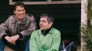 Кадры из фильма Молчи в тряпочку / Keeping Mum (2005)