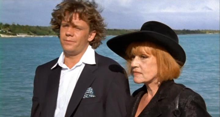 Кадр из фильма Старая дама, входящая в море / La vieille qui marchait dans la mer (1991)