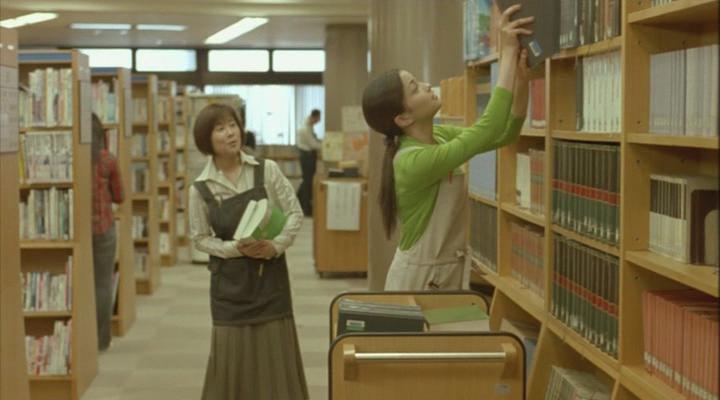Кадр из фильма В Поисках Луны / Onaji tsuki wo miteiru (2005)
