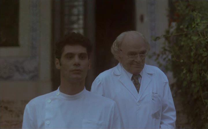 Кадр из фильма Божественная комедия / A Divina Comédia (1991)